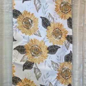 Hearth & Home Gold And Beige Sunflower Patterned Table Runner